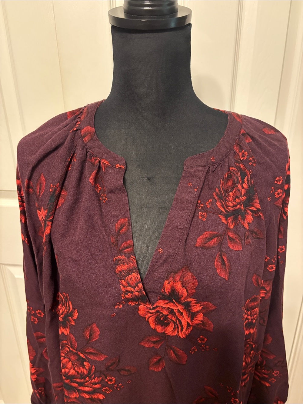 Old Navy Floral Blouse - Picture 3 of 9